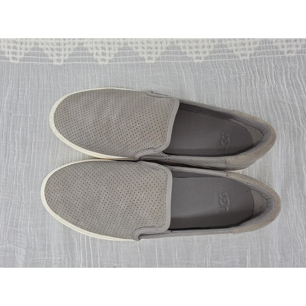 Women's UGG Abies Gray Suede Slip-On Sneakers Size 8 EU 39 Comfort Shoes Flats